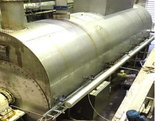 盘式连续干燥机确保了设备的^大干燥面